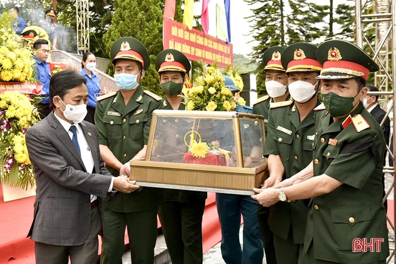 “Những buổi ngày xưa vọng nói về”