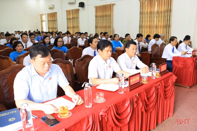 Hương Sơn bàn giải pháp phát triển KT - XH những tháng cuối năm