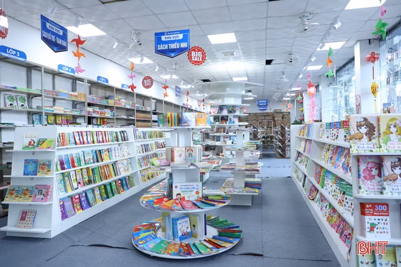 Siêu thị Habooks - “Thiên đường” hấp dẫn cho những người yêu sách ở TP Hà Tĩnh