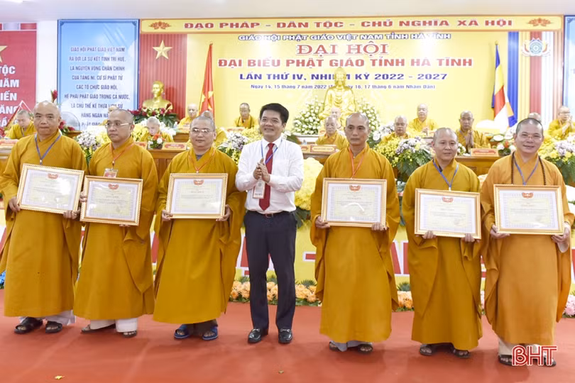 Hòa thượng Thích Bảo Nghiêm tiếp tục được suy cử là Trưởng Ban Trị sự Giáo hội Phật giáo tỉnh Hà Tĩnh