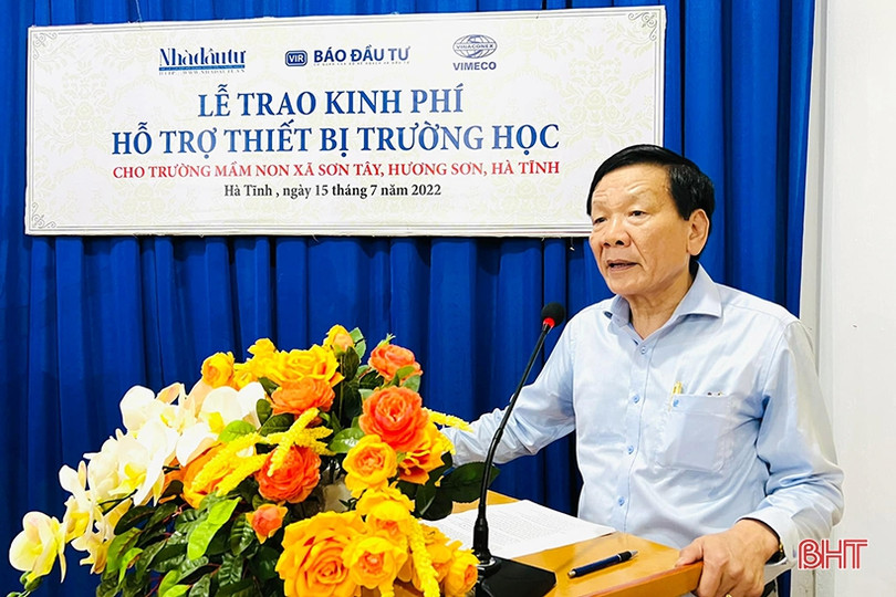 Trao hỗ trợ 200 triệu đồng cho trường mầm non ở Hương Sơn