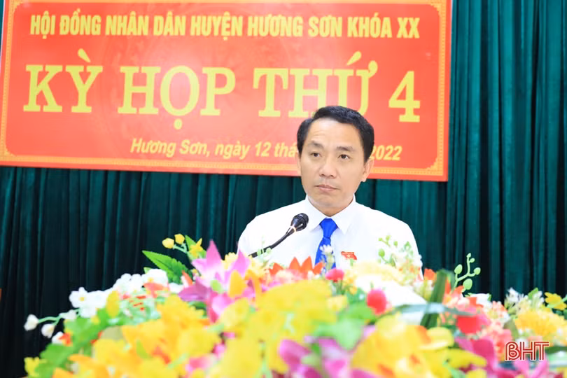 Hương Sơn bàn giải pháp phát triển KT - XH những tháng cuối năm