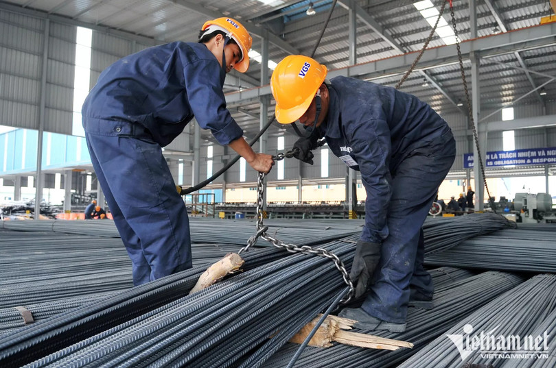 Giá thép giảm lần thứ 8 liên tiếp