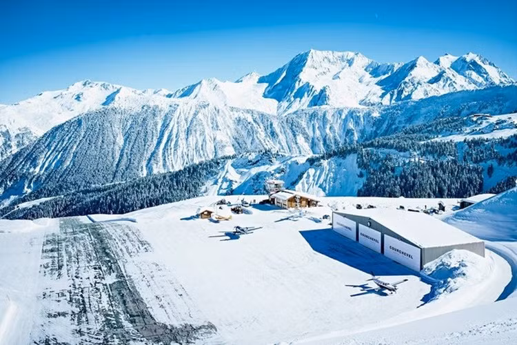 10 sân bay kỳ lạ nhất thế giới