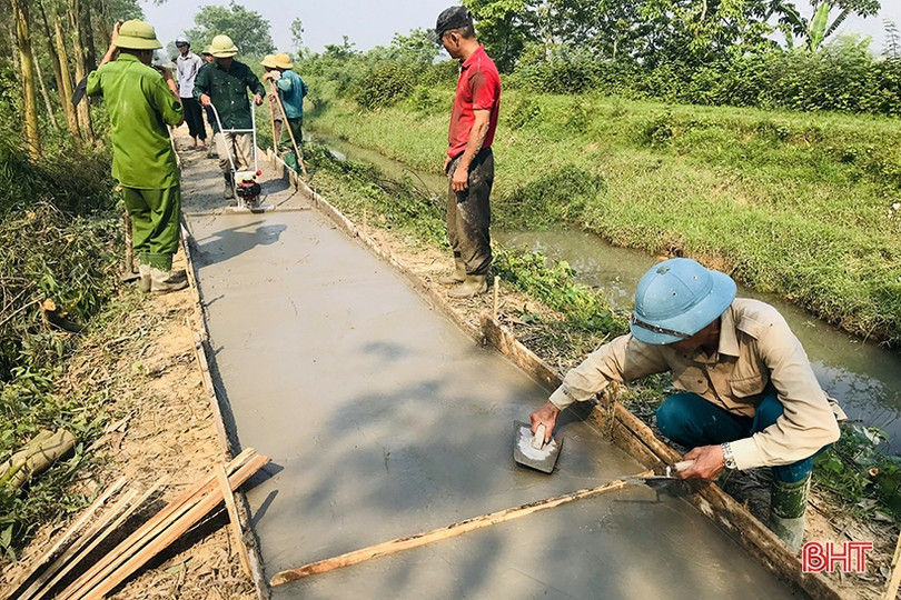 Huy động gần 200 triệu đồng làm đường tránh ngập ở Nghi Xuân