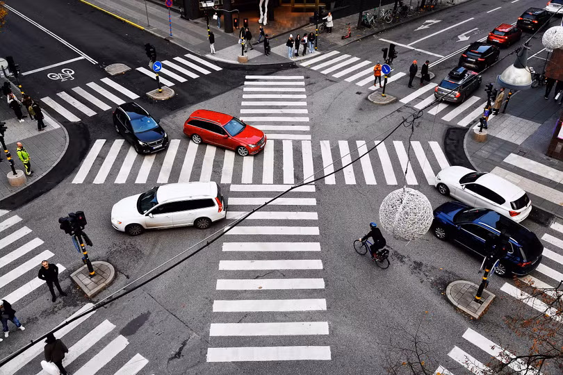 Lái ôtô ở tuổi 15 tại Thụy Điển