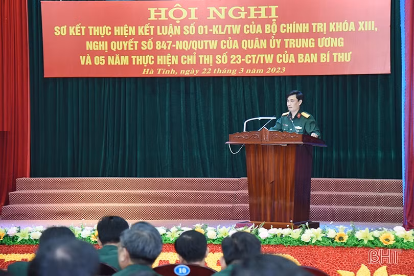 Học tập và làm theo tư tưởng, đạo đức, phong cách Hồ Chí Minh gắn với phong trào thi đua quyết thắng, các cuộc vận động