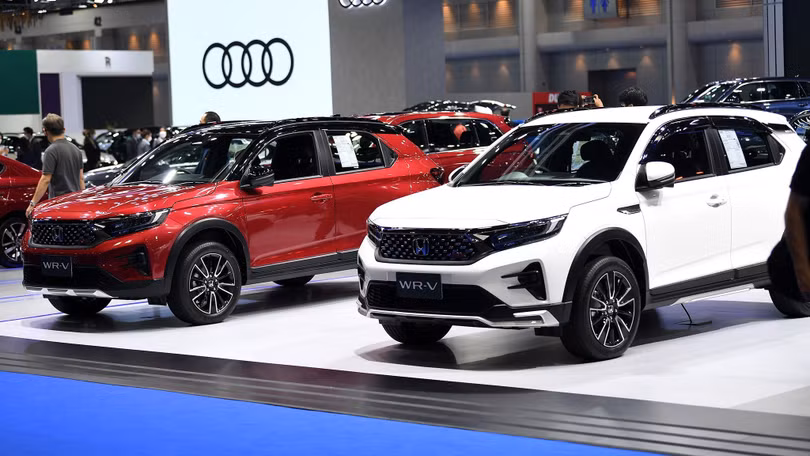 Sờ tận tay Honda WR-V 2023 - đối thủ nặng ký của Toyota Raize