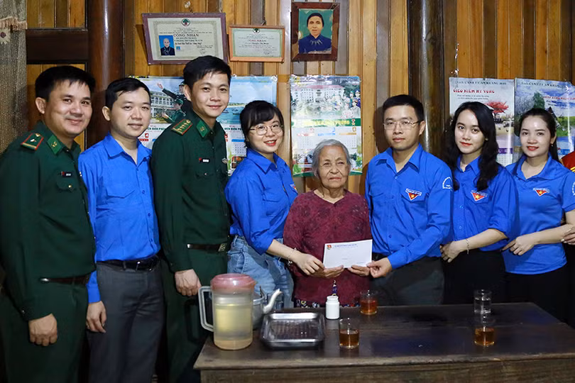 Thiết thực chương trình “Tháng ba biên giới” ở Vũ Quang