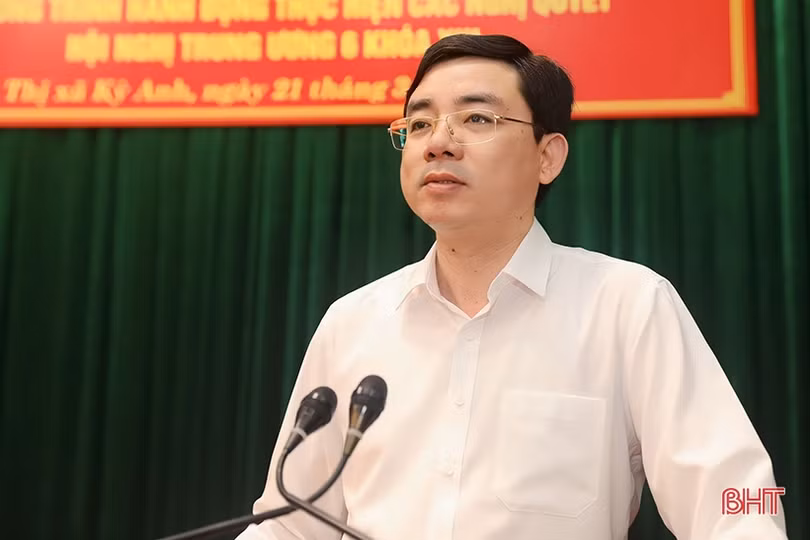 TX Kỳ Anh quán triệt chuyên đề về học tập tư tưởng, đạo đức, phong cách Hồ Chí Minh cho cán bộ cốt cán