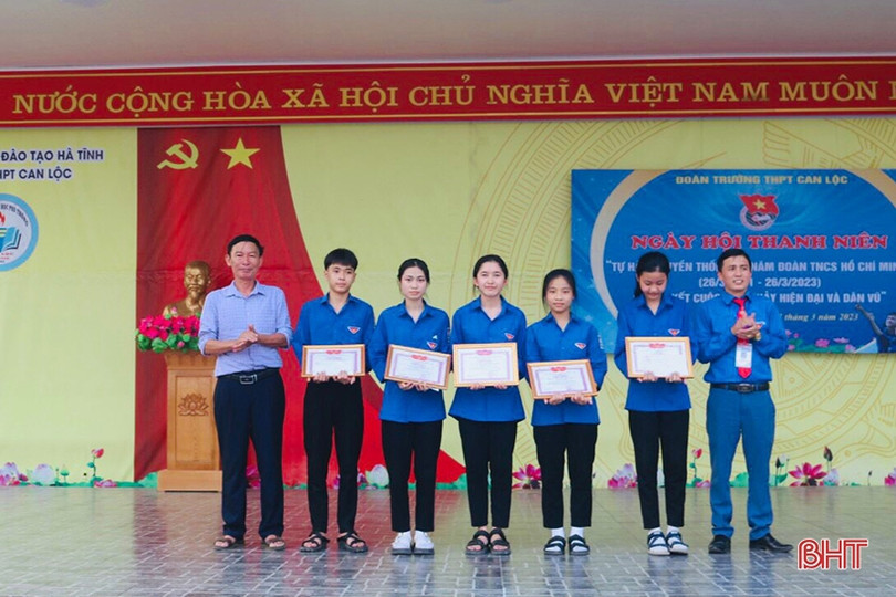 Sôi nổi các hoạt động ngày hội thanh niên của tuổi trẻ Hà Tĩnh