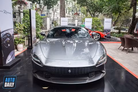 Khám phá Ferrari Roma chính hãng giá hơn 20 tỷ, sở hữu màu sơn độc