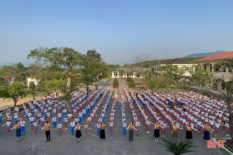 Thiếu nhi Hà Tĩnh náo nức với Ngày hội “Thiếu nhi vui khỏe - Tiến bước lên Đoàn”