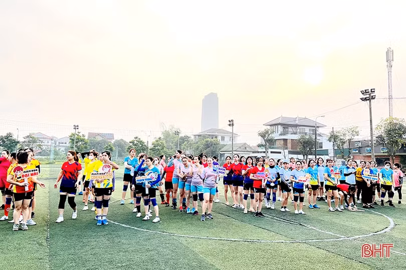 Đại Nài vô địch Giải Bóng đá nữ các trường mầm non TP Hà Tĩnh