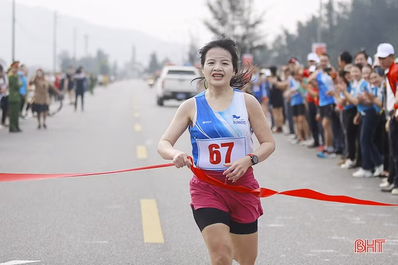 Nữ dược sỹ người Hà Tĩnh chinh phục hơn 40 giải chạy bộ