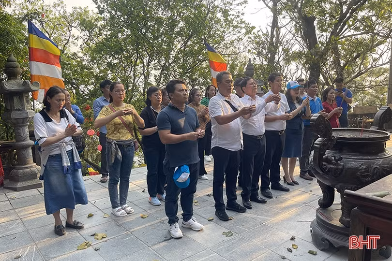 Đoàn Famtrip TP Hồ Chí Minh khảo sát tiềm năng du lịch của Hà Tĩnh