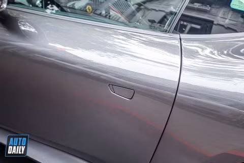 Khám phá Ferrari Roma chính hãng giá hơn 20 tỷ, sở hữu màu sơn độc