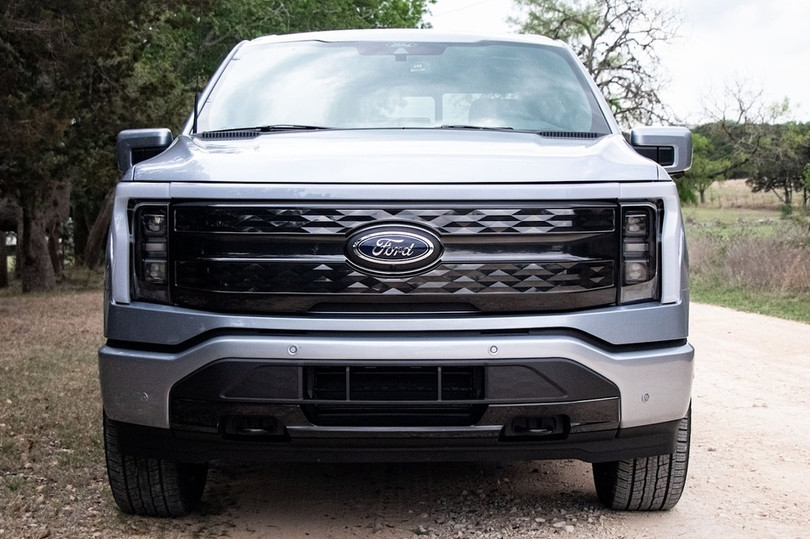 Ford sẽ sản xuất xe bán tải điện mới