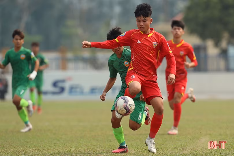 Điểm mặt 3 cầu thủ Hồng Lĩnh Hà Tĩnh lên tuyển U17 Việt Nam
