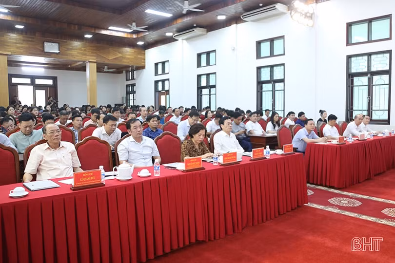 Phổ biến kiến thức về chuyển đổi số cho cán bộ các cấp ở TP Hà Tĩnh