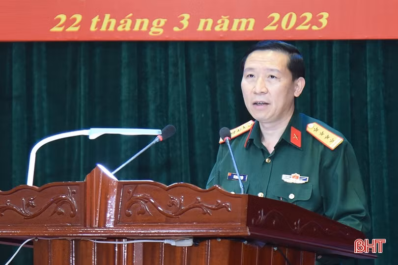 Học tập và làm theo tư tưởng, đạo đức, phong cách Hồ Chí Minh gắn với phong trào thi đua quyết thắng, các cuộc vận động