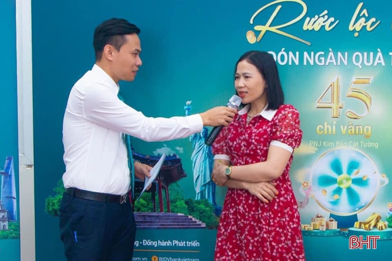 BIDV Hà Tĩnh trao thưởng chương trình nhận tiền kiều hối - rước lộc vàng