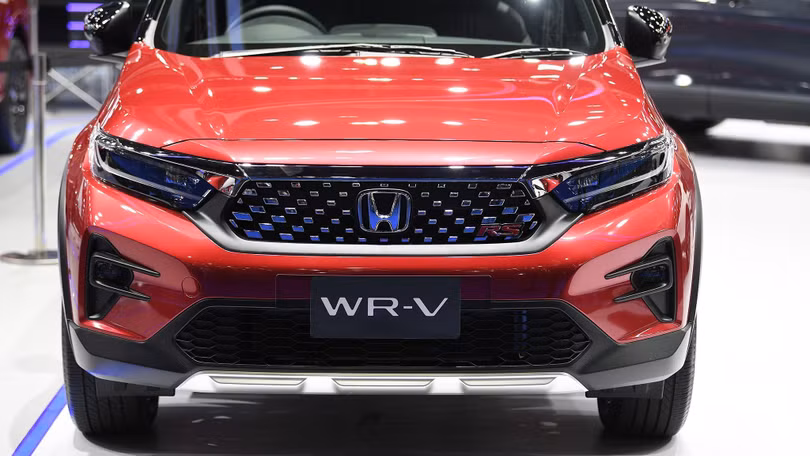 Sờ tận tay Honda WR-V 2023 - đối thủ nặng ký của Toyota Raize