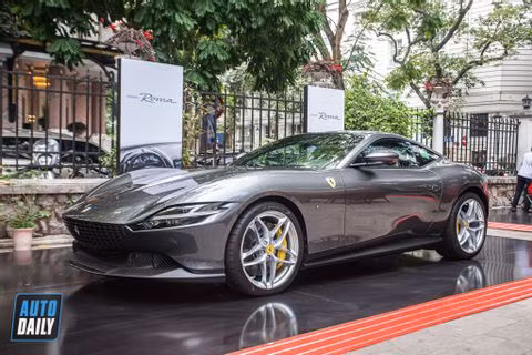 Khám phá Ferrari Roma chính hãng giá hơn 20 tỷ, sở hữu màu sơn độc