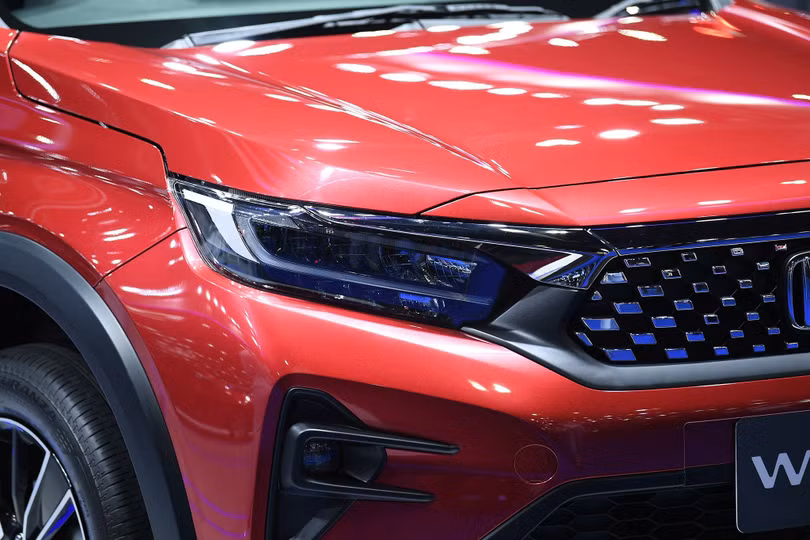 Sờ tận tay Honda WR-V 2023 - đối thủ nặng ký của Toyota Raize