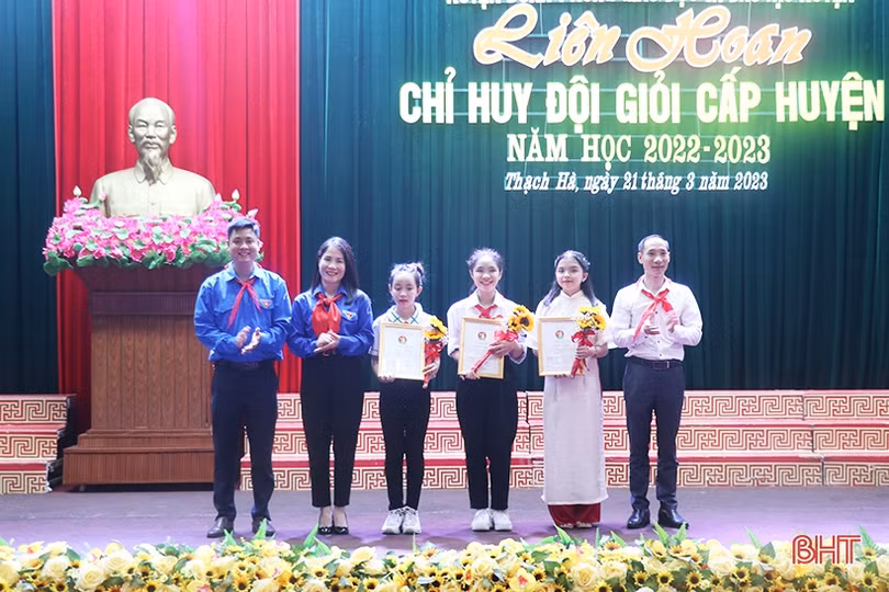 Trường Tiểu học 1 thị trấn đạt giải nhất Liên hoan “Chỉ huy Đội giỏi” huyện Thạch Hà