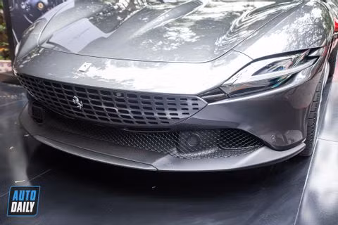 Khám phá Ferrari Roma chính hãng giá hơn 20 tỷ, sở hữu màu sơn độc