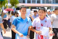 Buổi thi đầu tiên vào lớp 10: đề Toán, Tiếng Anh vừa sức, trường thi an toàn