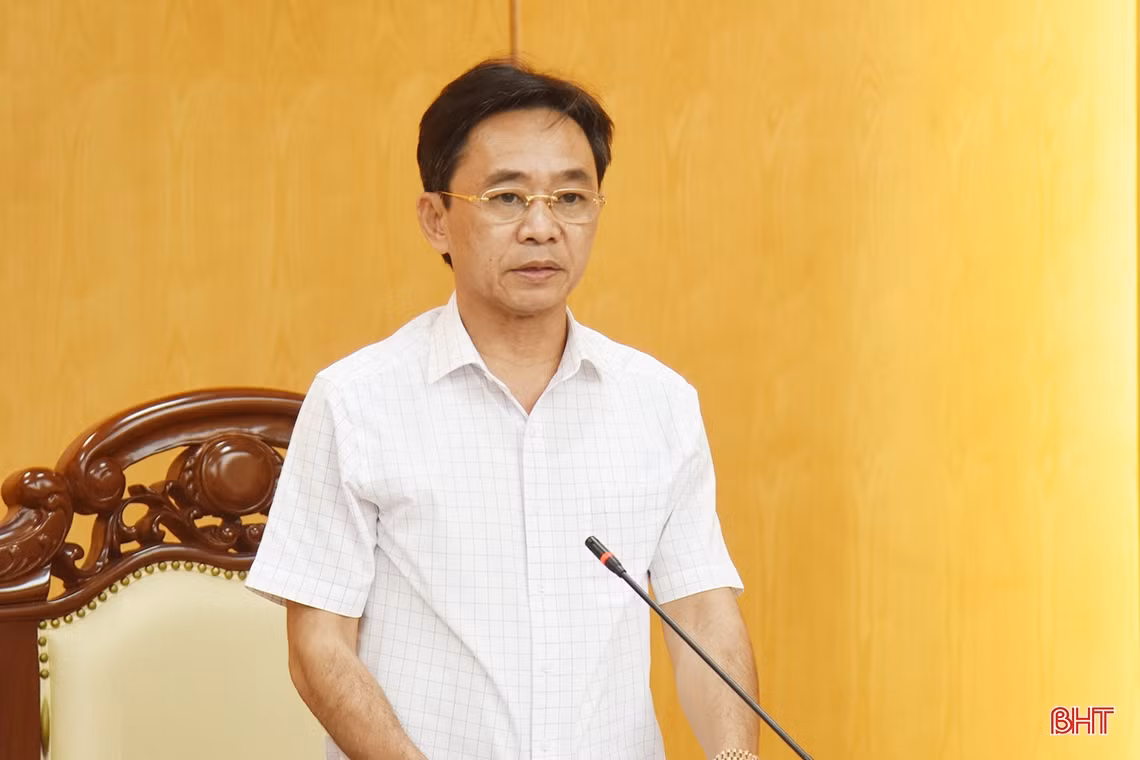 Thường trực Tỉnh ủy Hà Tĩnh làm việc với người đứng đầu cấp ủy, chính quyền các địa phương