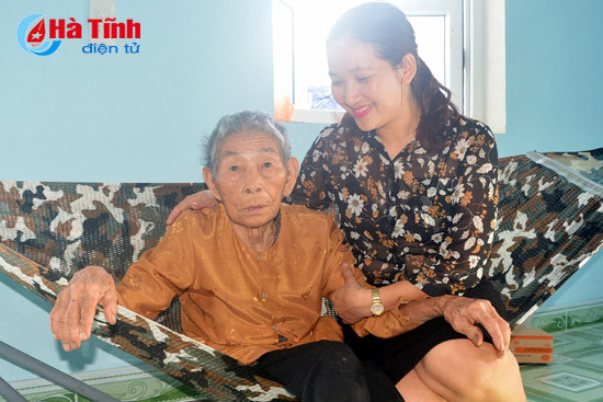 xa hoi hoa xay dung nha o cho nguoi co cong
