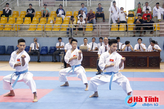 khai mac giai vo dich karatedo toan quoc nam 2017 tai ha tinh