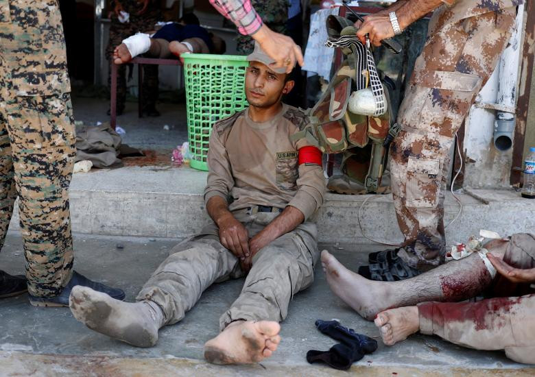 photo ben trong mot benh vien da chien o syria