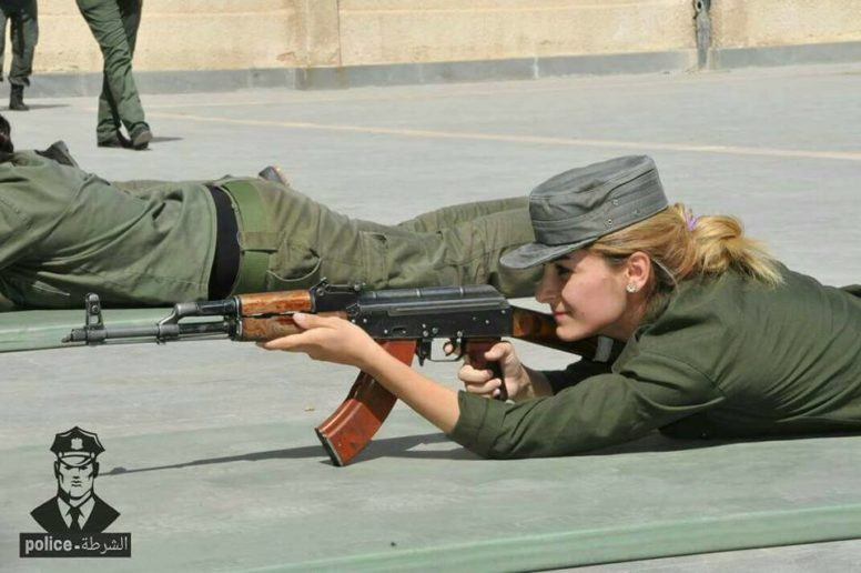 photo nhung bong hong trong luc luong canh sat syria