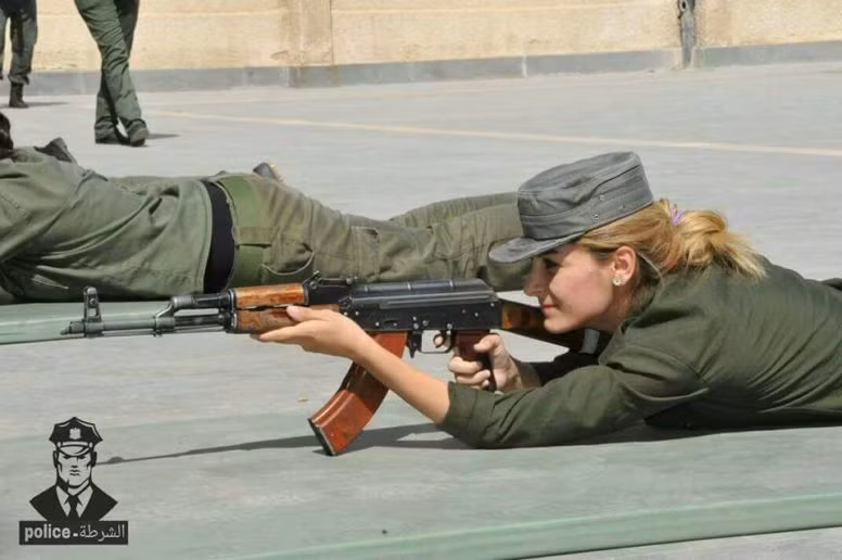 photo nhung bong hong trong luc luong canh sat syria