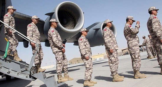 vung vinh cang nhu day dan tai sao chien tranh qatar khong bung no