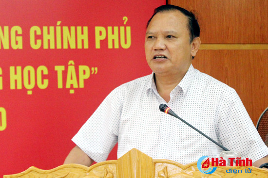 ha tinh co 177 000 gia dinh 2 400 dong ho hieu hoc