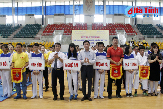 khai mac giai vo dich karatedo toan quoc nam 2017 tai ha tinh