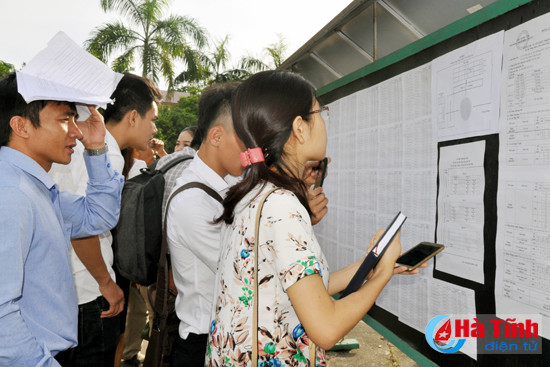 thay doi thoi gian thi van dap ky thi cong chuc dang doan the