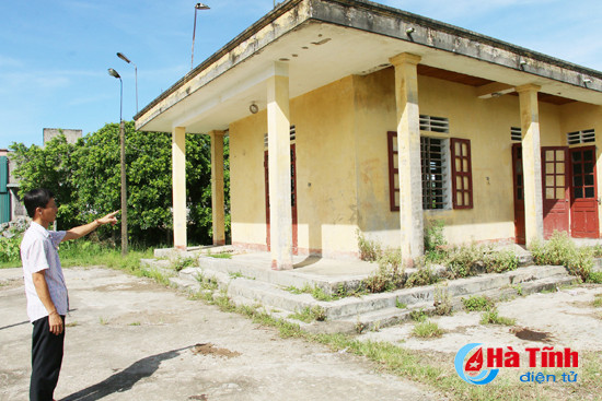 vuong luat hon 600 nha van hoa thon bi bo hoang