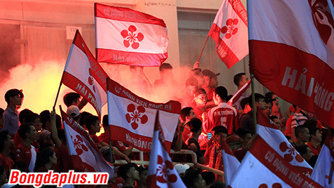 cdv hai phong bi cam den san khach het ca mua 2017 vi dot phao sang