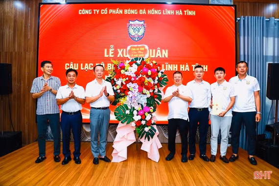 Hồng Lĩnh Hà Tĩnh xuất quân, đặt mục tiêu lọt tốp đầu mùa giải 2026/2027