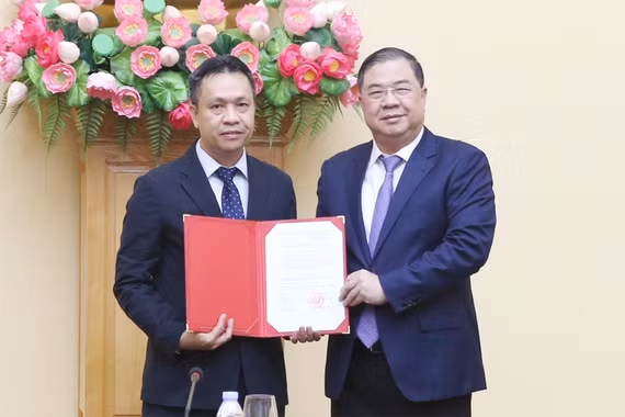 Tiến sĩ quê Hà Tĩnh giữ chức Thứ trưởng Bộ Công Thương