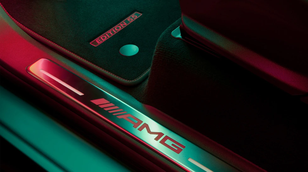 BMW sắp sinh nhật lần thứ 50, Mercedes-AMG G63 trêu ngươi với bản “Edition 55”