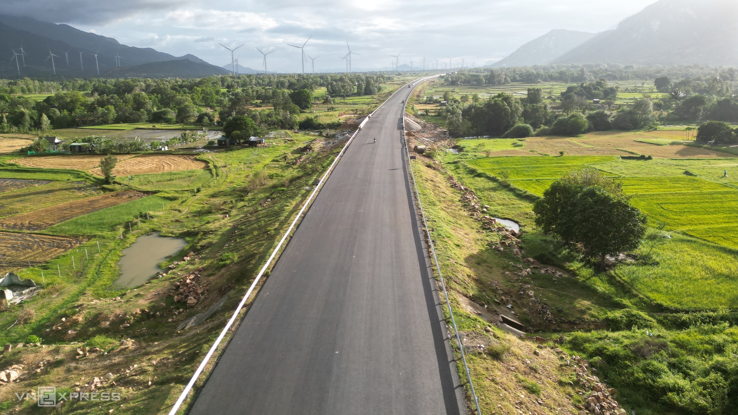Hiện trạng cao tốc giúp từ Sài Gòn đi Nha Trang còn hơn 4 giờ