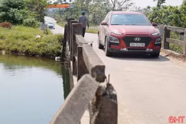 Rà soát cầu xuống cấp, nhỏ hẹp sau loạt bài phản ánh của Báo và phát thanh, truyền hình Hà Tĩnh