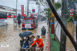 Bão Bebinca hoành hành Philippines, ít nhất 6 người thiệt mạng